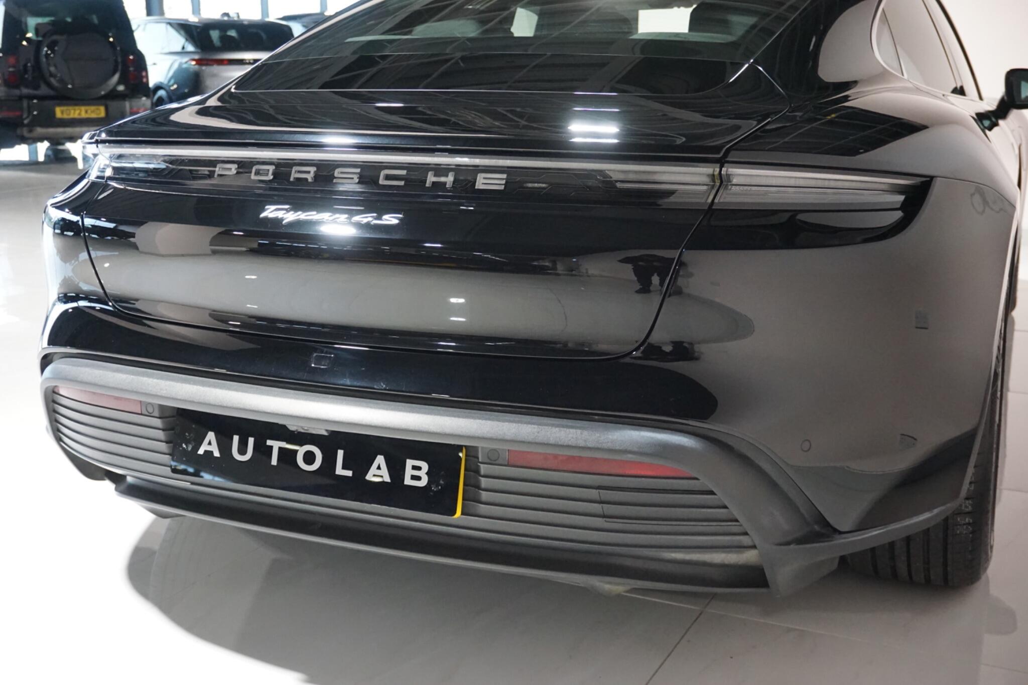 Porsche Taycan Performance 79.2kWh 4S Saloon 4dr Electric Auto 4WD (530 ps)